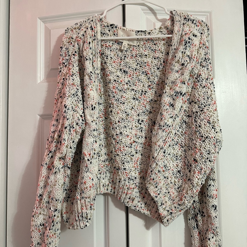 White knit cardigan